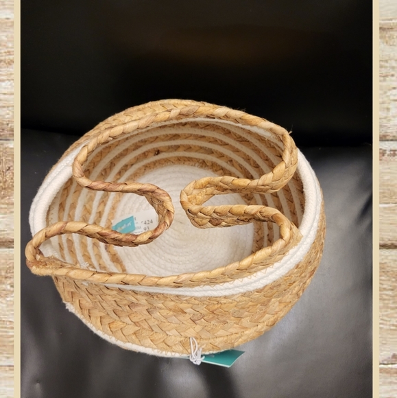 PILLOWFORT COLLAPSIBLE STORAGE BASKET - Picture 2 of 5